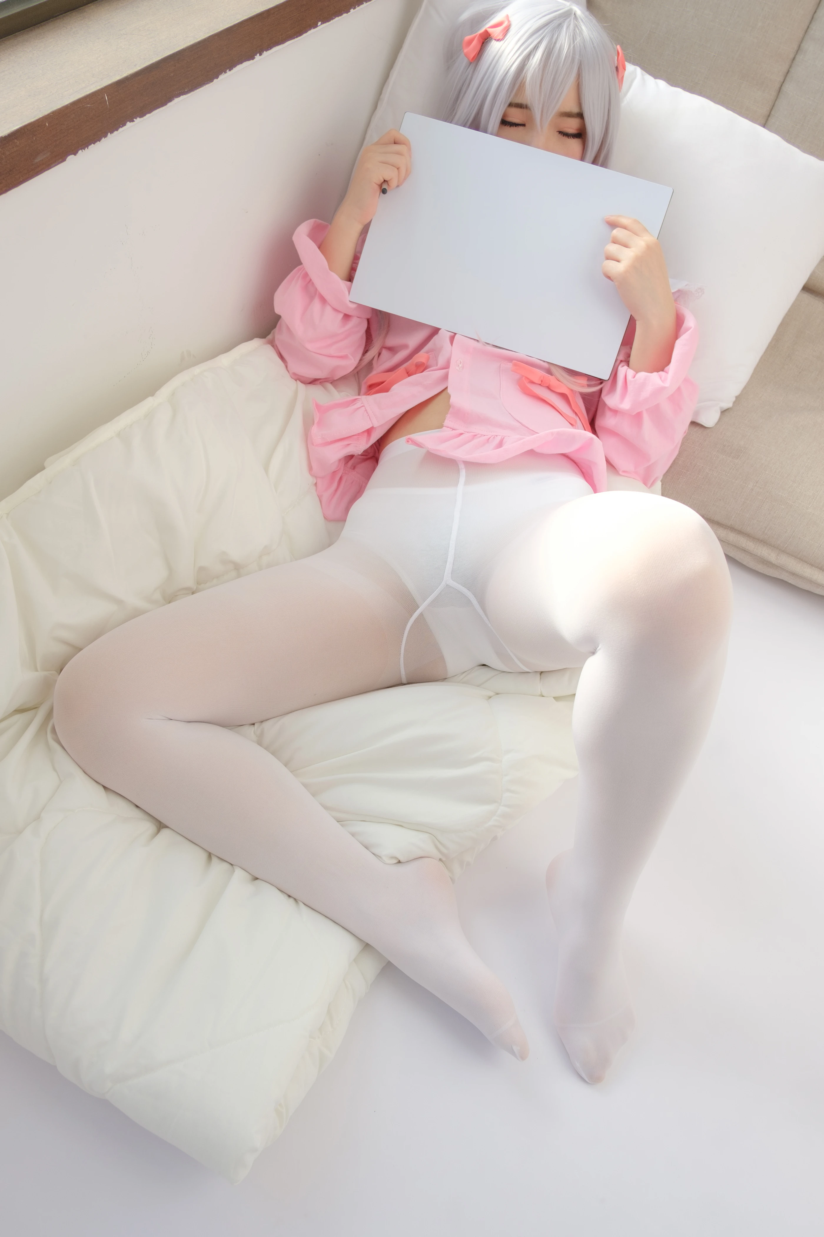 森萝财团 [ALPHA-015] 粉衣白丝 [102P]插图